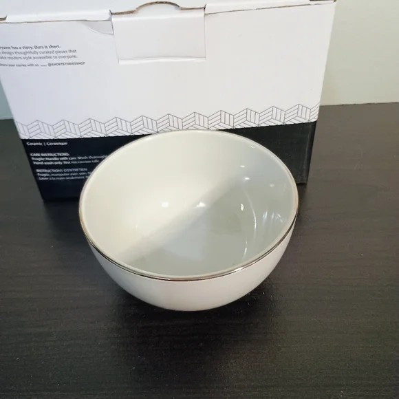 Gray and White Bowl Set - Picture 4 of 6